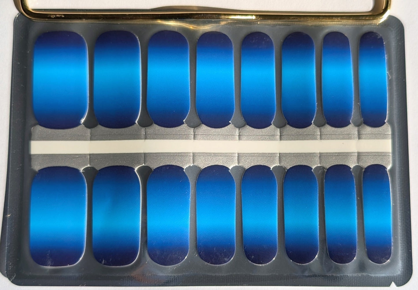 Bleu, Sans Compromis