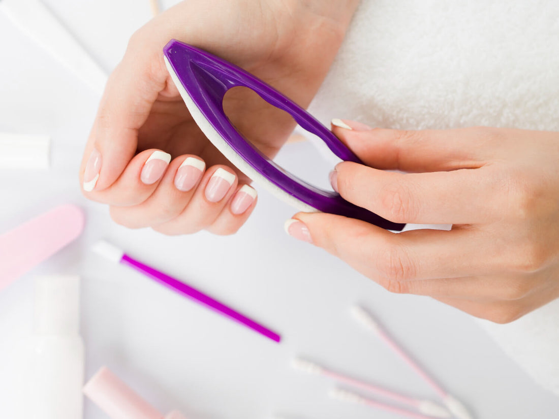 French Tip Nail Wraps That Look Salon-Perfect 