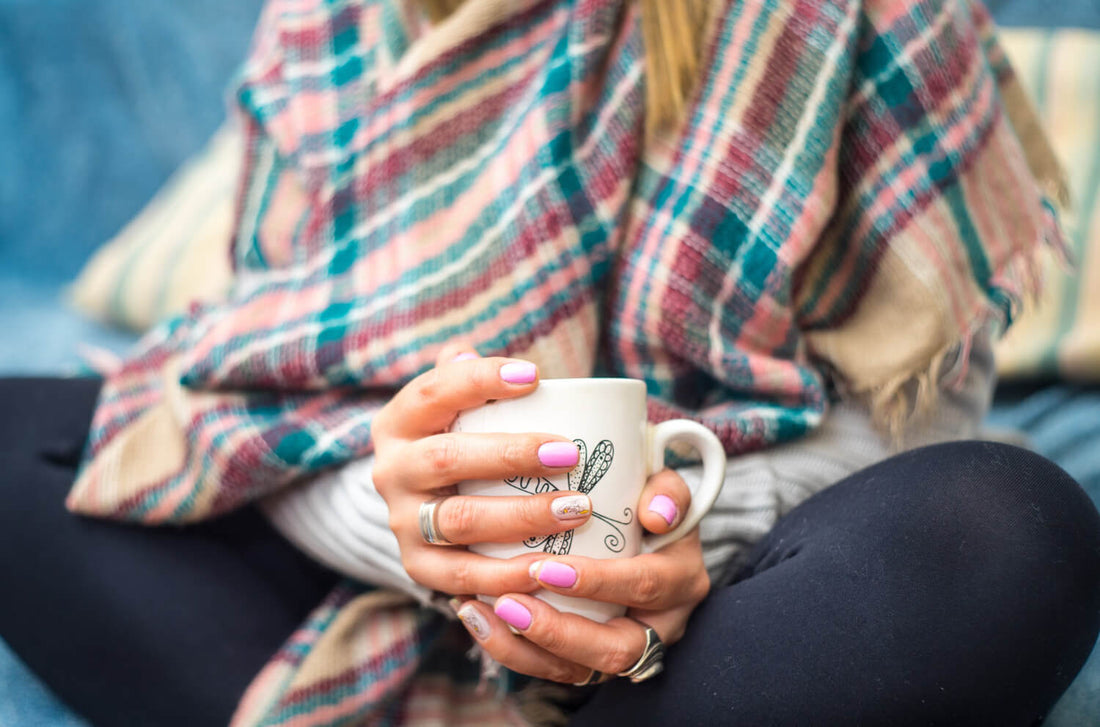How to Protect Nail Wraps From Chipping in Cooler Weather