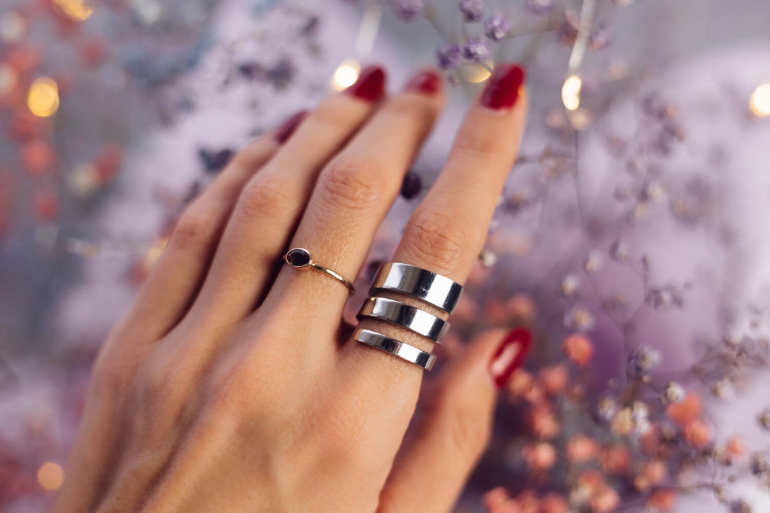 The Nail Wraps That Look Best With Gold vs. Silver Jewelry